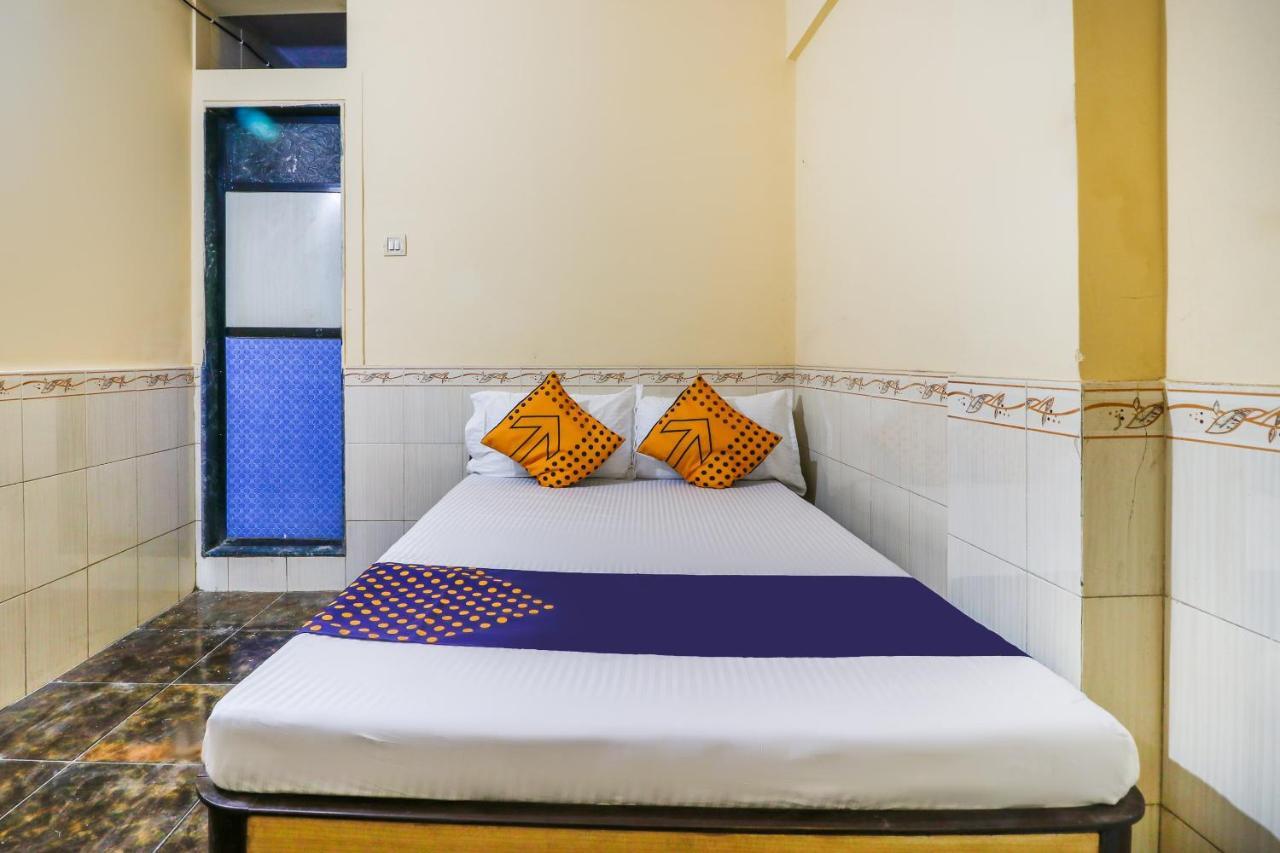 Spot On 66527 Pallavi Lodge Ulhasnagar Luaran gambar