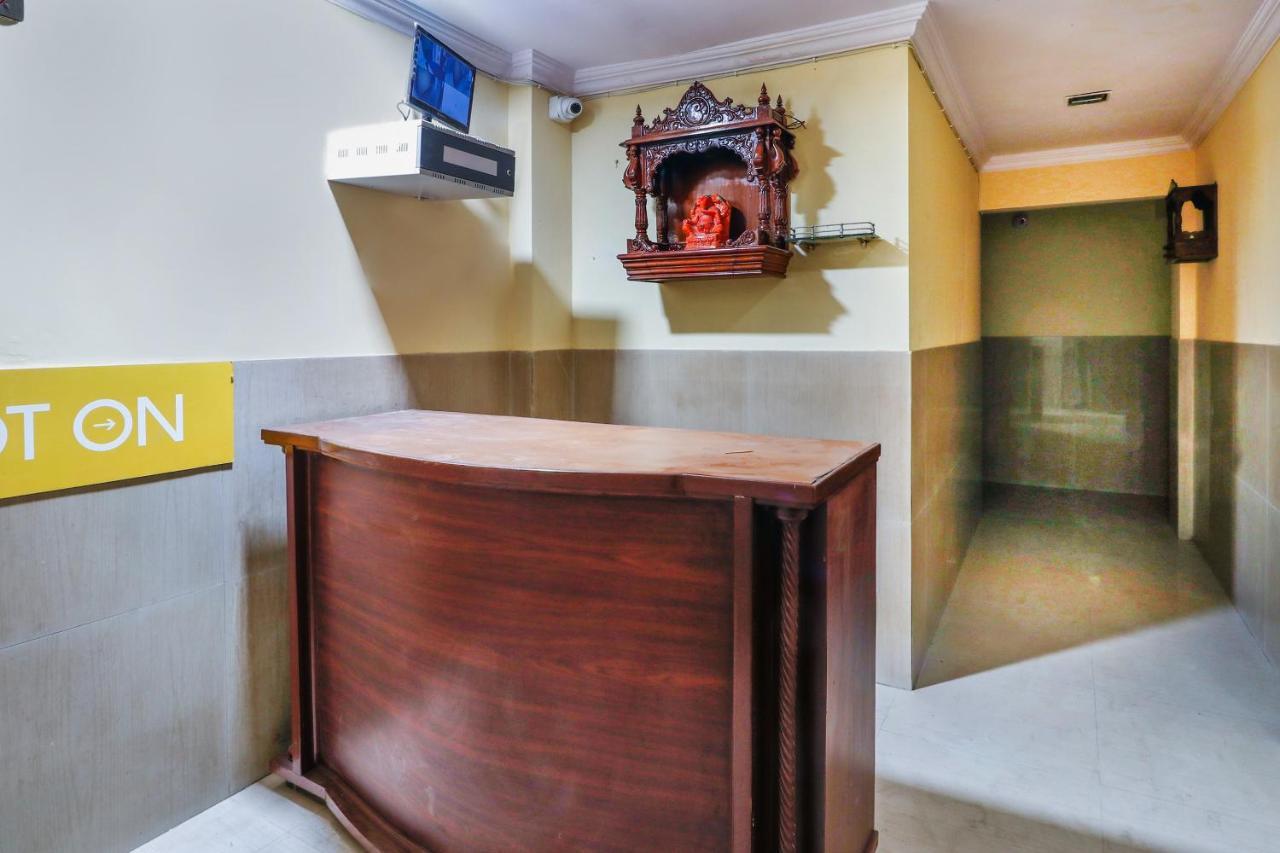 Spot On 66527 Pallavi Lodge Ulhasnagar Luaran gambar