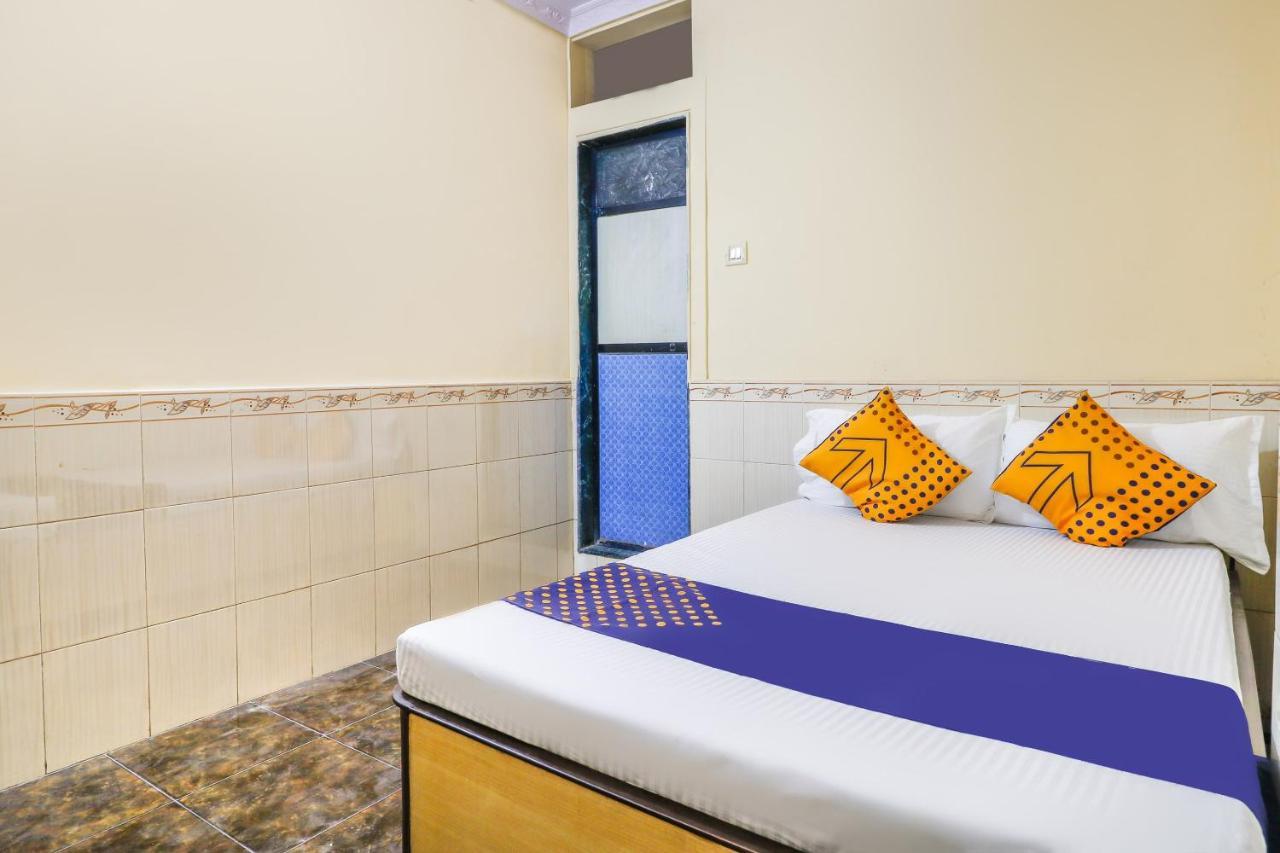 Spot On 66527 Pallavi Lodge Ulhasnagar Luaran gambar