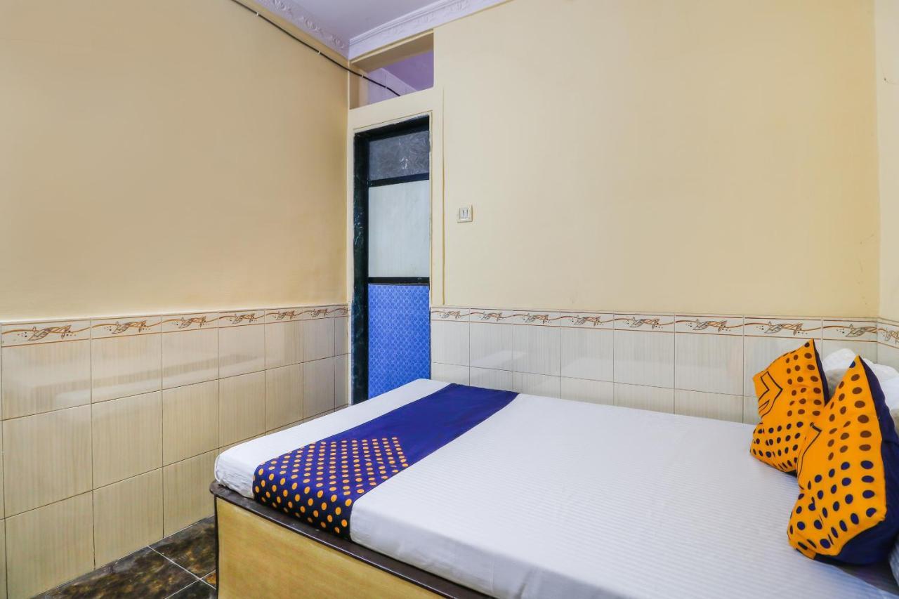 Spot On 66527 Pallavi Lodge Ulhasnagar Luaran gambar