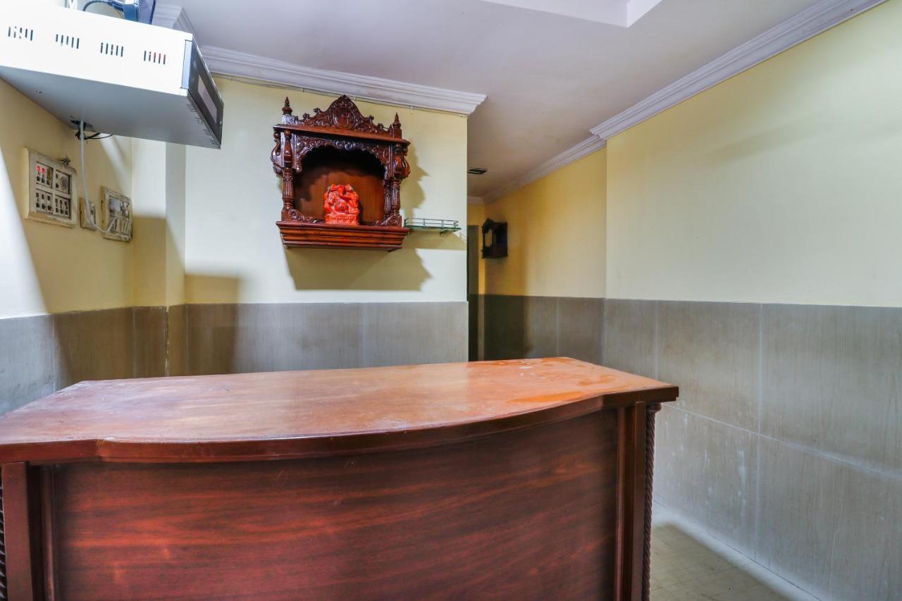 Spot On 66527 Pallavi Lodge Ulhasnagar Luaran gambar