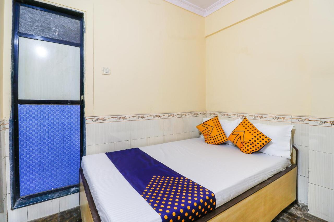 Spot On 66527 Pallavi Lodge Ulhasnagar Luaran gambar